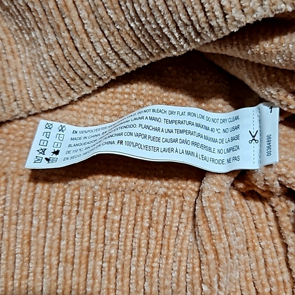 NWT Forever 21 V-Neck Well Woven Sweater Knit Dress Yarn Beige Blush Medium - Picture 4 of 4